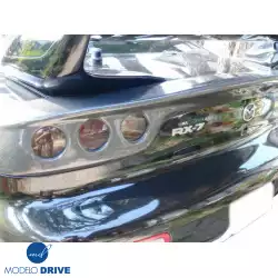 Carbon Fiber RAME 6-Hole Duckbill Spoiler Wing > Mazda RX-7 (FD3S) 1993-1997 image - 17